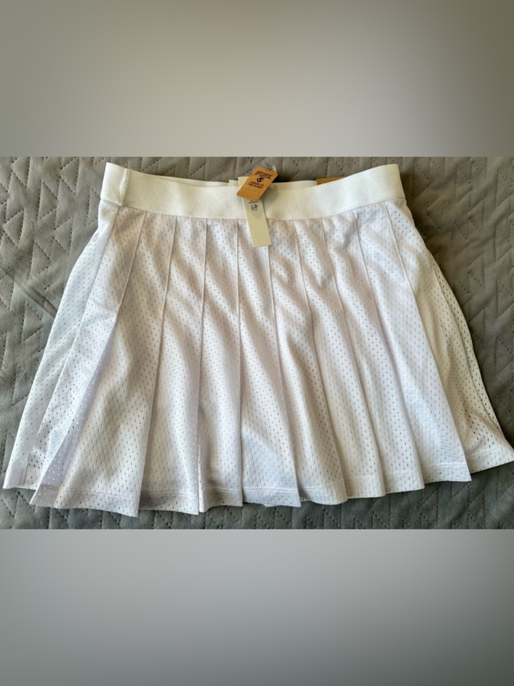 PINK Active White Pleated Athletic Skort with Elastic Waistband